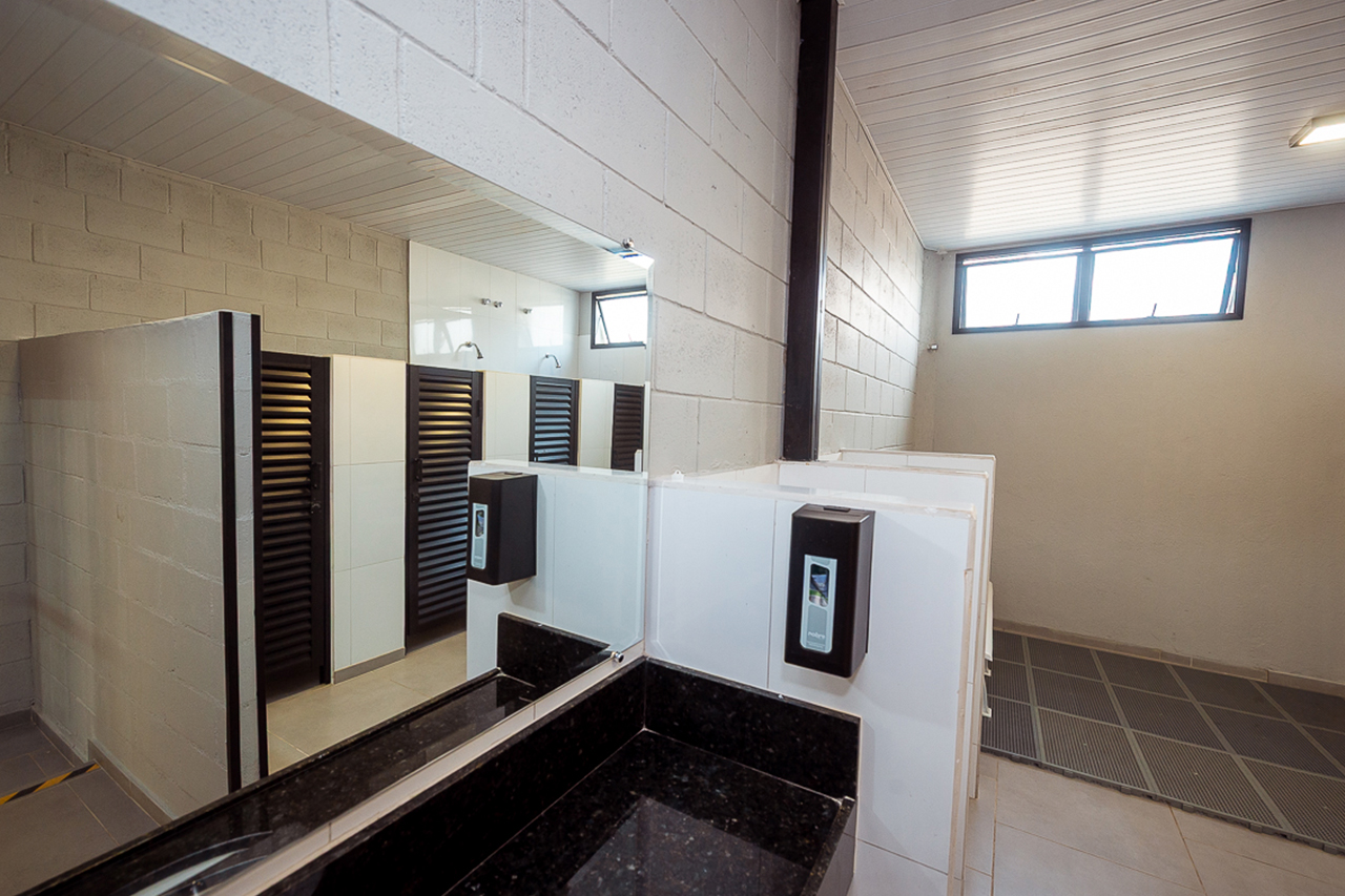 Vestiários Top Sports